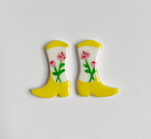 Load image into Gallery viewer, ROSE COWBOY BOOTS
